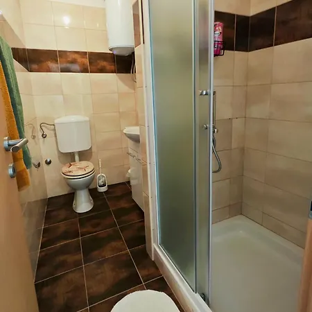 Cozy Old Town Apartment