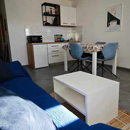 Apartment Cozy Old Town Apartment