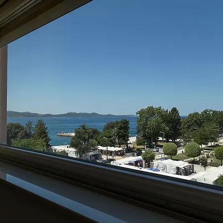 Apartment Cozy Old Town Apartment Zadar