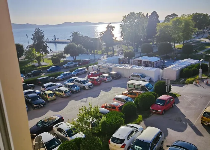 Cozy Old Town Apartment Zadar