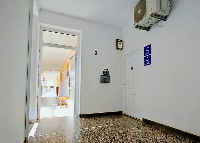 Apartment Cozy Old Town Apartment Zadar